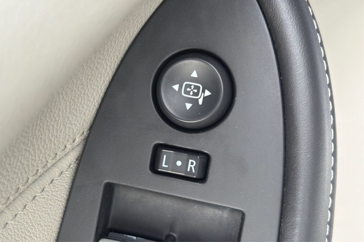 Used 2019 Cadillac CTS Sedan w/ Seating Package RWD image 37