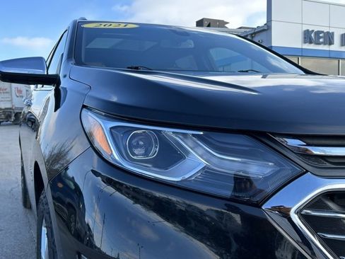 Used 2021 Chevrolet Equinox Premier image 17