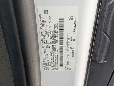 Used 2023 Ford Transit 350 XLT image 24