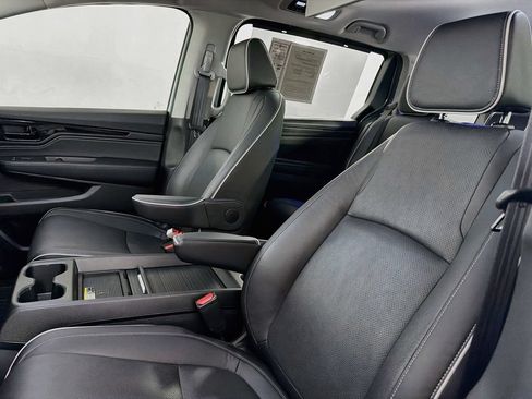 Used 2024 Honda Odyssey Elite image 34