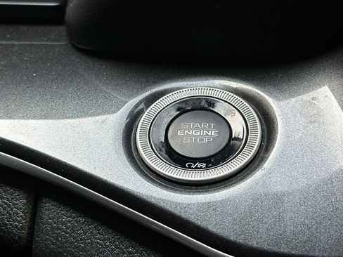 Used 2023 Jeep Grand Cherokee Altitude AWD/4WD image 28