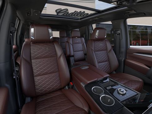 New 2026 Cadillac Escalade Luxury AWD/4WD image 16