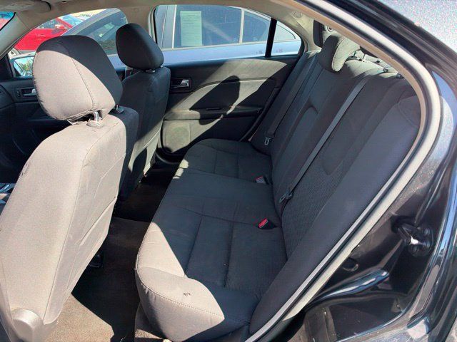 Used 2012 Ford Fusion SE FWD image 16