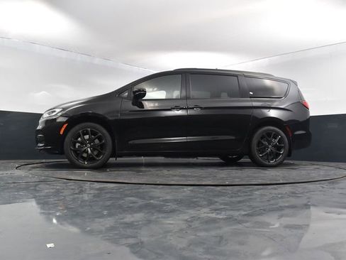 New 2026 Chrysler Pacifica Limited image 47