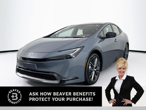 Used 2025 Toyota Prius Limited image 1