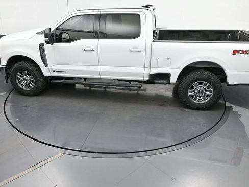 Used 2024 Ford F250 Lariat w/ FX4 Off-Road Package AWD/4WD image 19
