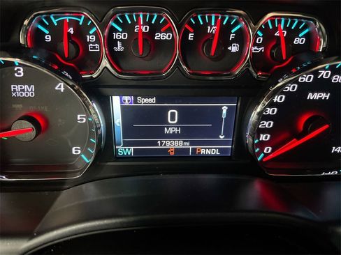 Used 2017 Chevrolet Silverado 1500 LT w/ All Star Edition image 12