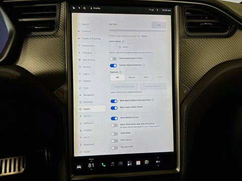 Used 2018 Tesla Model X 75D AWD/4WD image 17