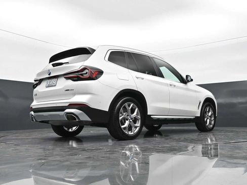 Certified 2024 BMW X3 sDrive30i w/ Convenience Package RWD image 29