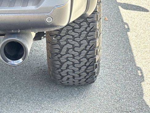 Used 2025 Ford F150 Raptor w/ Equipment Group 803A Raptor R AWD/4WD image 17