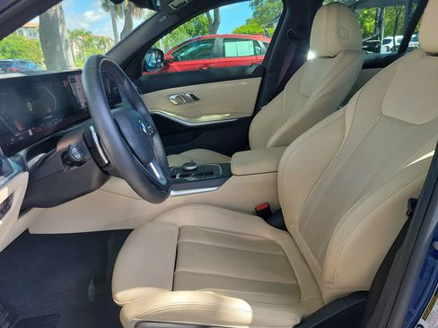 Used 2023 BMW 330i Sedan w/ Parking Assistance Package RWD image 14