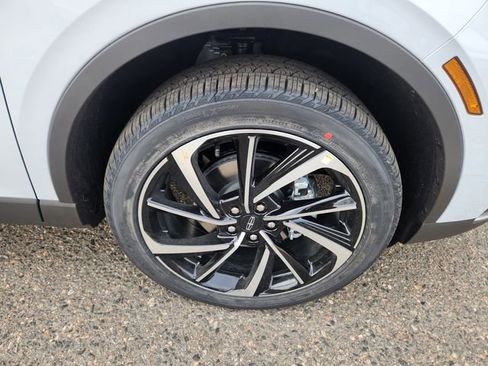 New 2026 Lincoln Corsair Reserve image 18