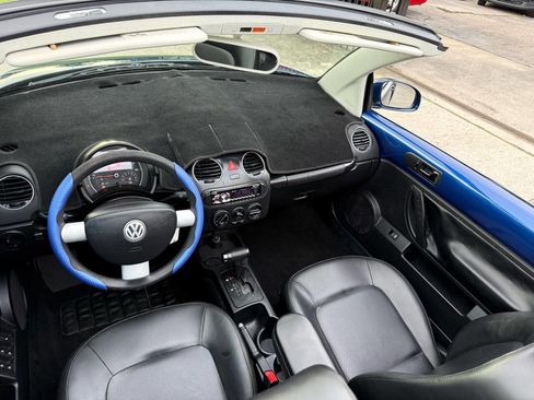 Used 2008 Volkswagen Beetle S image 30