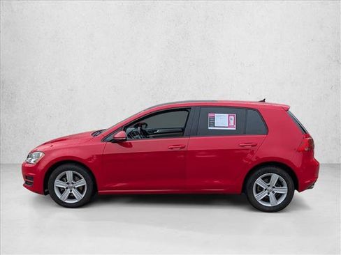Used 2017 Volkswagen Golf Wolfsburg Edition image 8