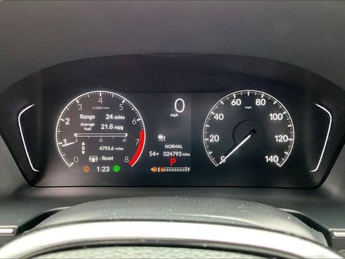 Used 2025 Honda Pilot EX-L image 12