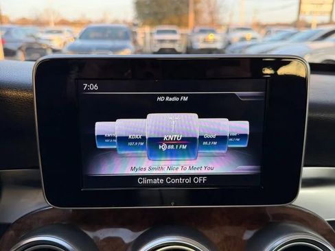 Used 2018 Mercedes-Benz C 300 Sedan image 30