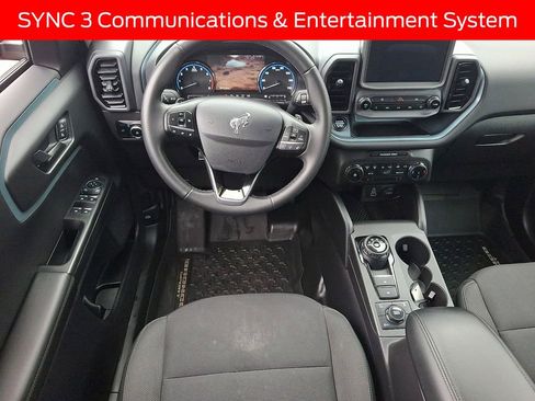 Used 2024 Ford Bronco Sport Badlands image 11