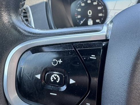 Used 2018 Volvo XC90 T6 Momentum w/ Protection Package Premier AWD/4WD image 23