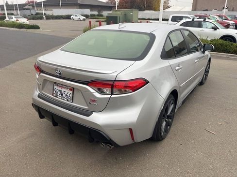 Used 2025 Toyota Corolla SE image 5