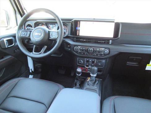 New 2026 Jeep Wrangler Unlimited Rubicon AWD/4WD image 12