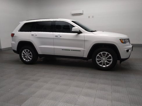 Used 2022 Jeep Grand Cherokee Laredo X AWD/4WD image 11