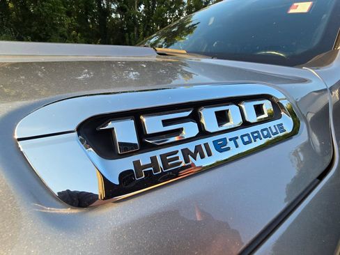 Used 2021 RAM 1500 Big Horn AWD/4WD image 14