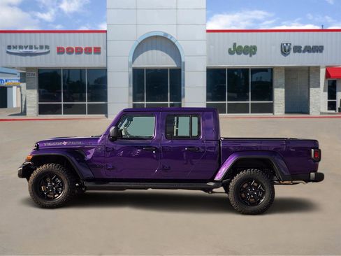 New 2026 Jeep Gladiator Sport AWD/4WD image 3