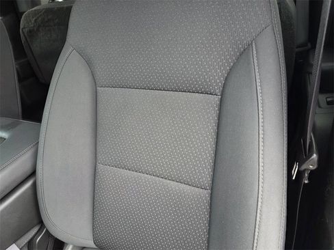 Used 2021 Chevrolet Silverado 1500 Custom image 12