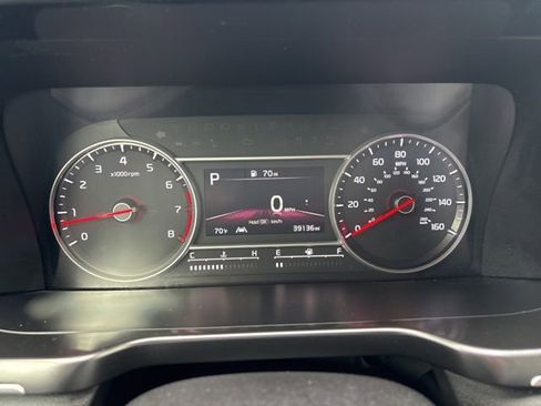 Certified 2021 Kia Sorento S w/ Panoramic Sunroof Package image 11