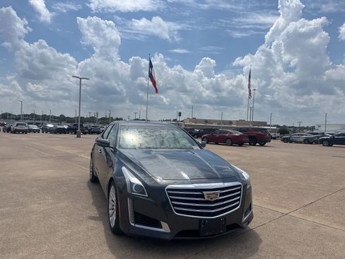 Used 2018 Cadillac CTS Premium Luxury RWD image 3