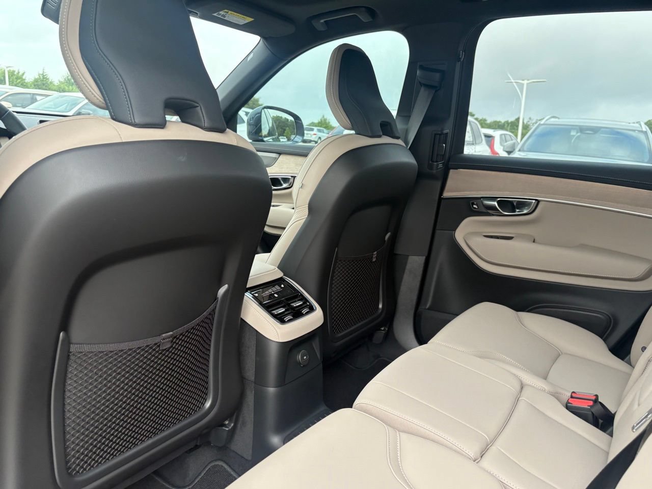 New 2026 Volvo XC90 T8 Plus AWD/4WD image 22