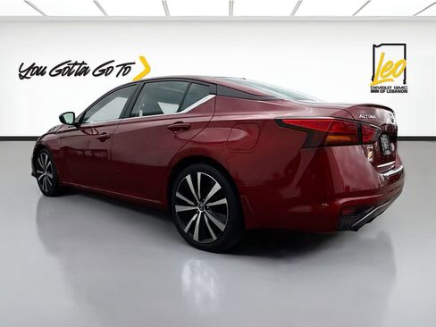 Used 2020 Nissan Altima 2.5 SR w/ Premium Package image 7