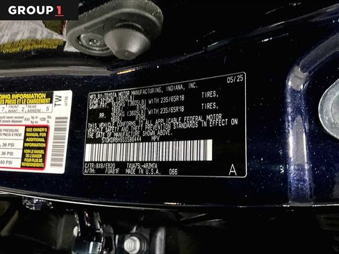 Certified 2025 Toyota Highlander XLE AWD/4WD image 37