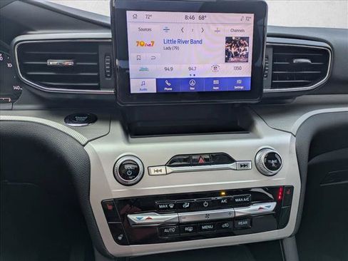 Used 2023 Ford Explorer XLT w/ Equipment Group 202A AWD/4WD image 12