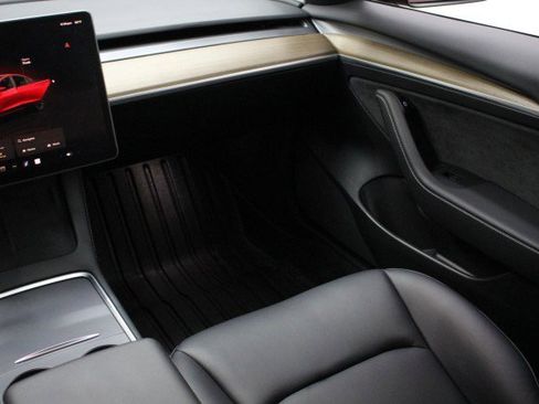 Used 2022 Tesla Model 3 Performance image 29