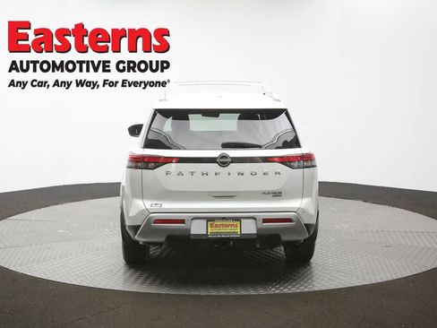 Used 2023 Nissan Pathfinder Platinum AWD/4WD image 40