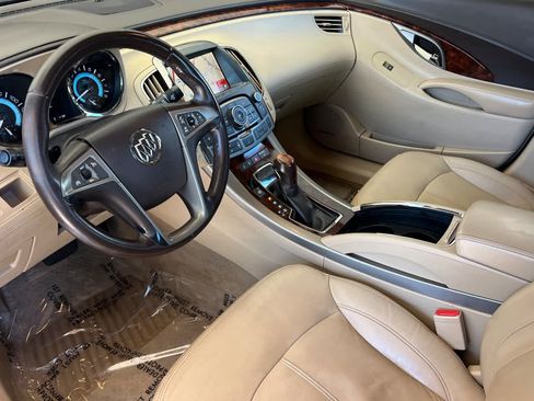 Used 2013 Buick LaCrosse Leather w/ Entertainment Package FWD image 11