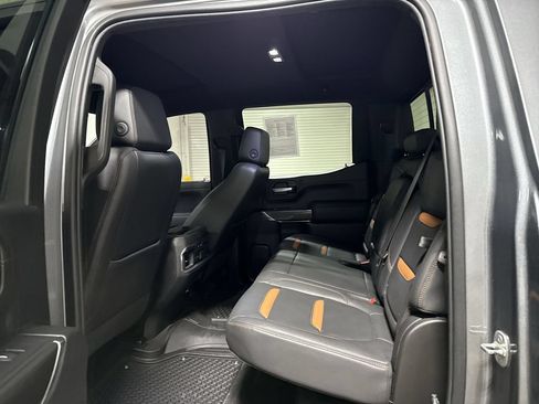 Used 2021 GMC Sierra 1500 AT4 w/ AT4 Preferred Package AWD/4WD image 23