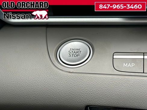 Used 2025 Hyundai Elantra SEL image 17