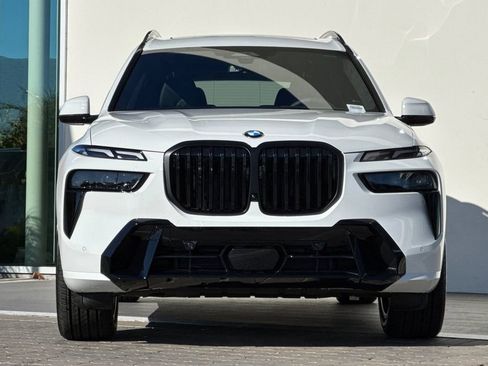 New 2026 BMW X7 xDrive40i w/ M Sport Package image 8