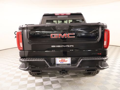 Used 2020 GMC Sierra 1500 AT4 w/ AT4 Premium Package AWD/4WD image 23