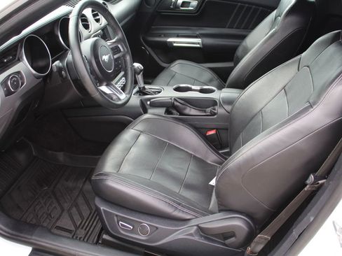Used 2018 Ford Mustang Premium RWD image 3