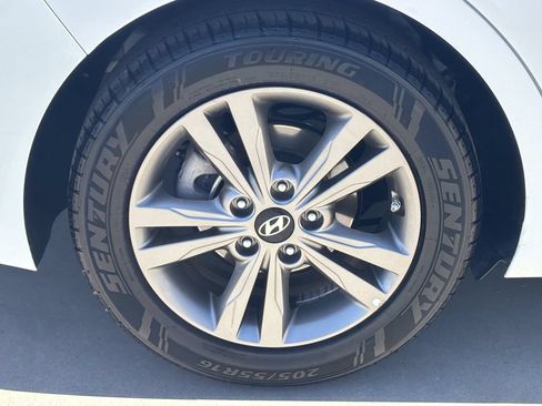 Used 2018 Hyundai Elantra SEL FWD image 7