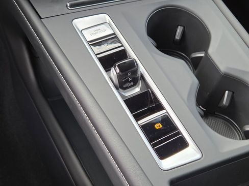 New 2026 Volkswagen Atlas Cross Sport SE AWD/4WD image 15