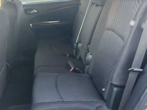 Used 2018 Dodge Journey SE image 20