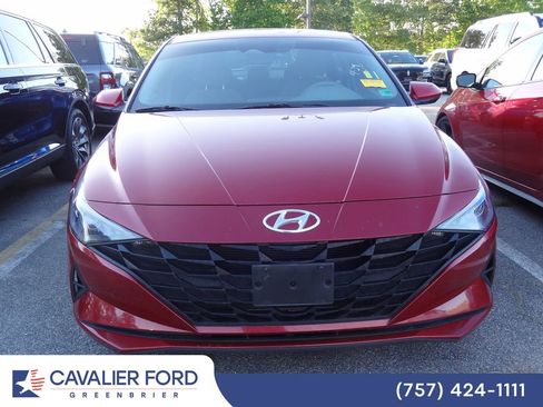 Used 2021 Hyundai Elantra SEL FWD image 2