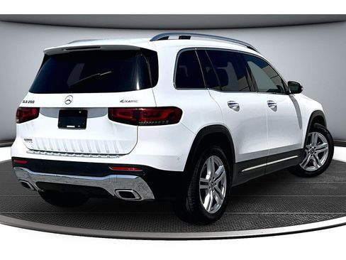 Used 2022 Mercedes-Benz GLB 250 4MATIC image 16