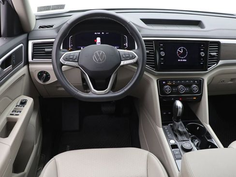 Used 2022 Volkswagen Atlas SE AWD/4WD image 13