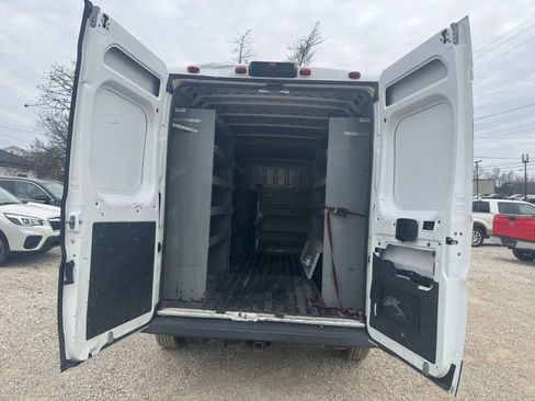 Used 2018 RAM ProMaster 2500 w/ Mopar Trailer Tow Group image 25