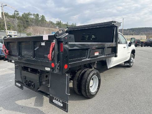 New 2026 Chevrolet Silverado 3500 W/T w/ WT Convenience Package AWD/4WD image 4